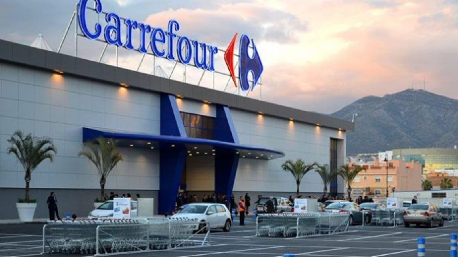 Thumbnail for Carrefour ends merger talks with Canadian retail chain Couche-Tard, to consider forming trade alliance