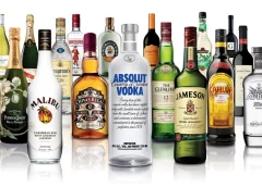 Thumbnail for Heineken launches WhatsApp bot to turn long voice notes into in-person social moments over beer 