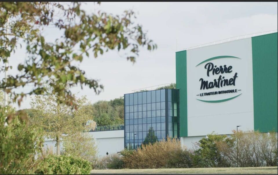 Thumbnail for Woolworths’ annual earnings decline by 20% as inflation bites 