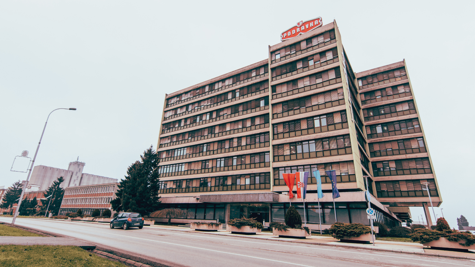 Thumbnail for Heineken reports 2.2% surge in net revenue in half year 2024 