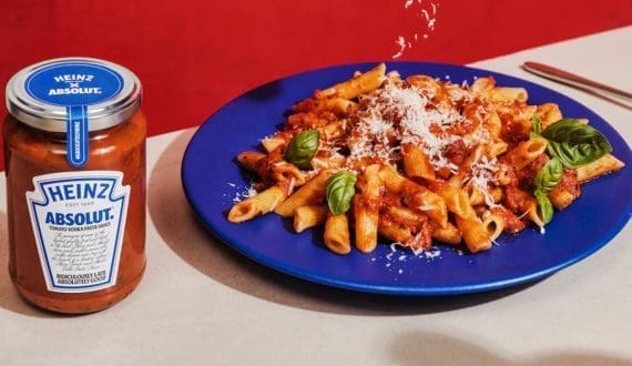 Thumbnail for Albertsons, Instacart extend e-grocery service partnership 