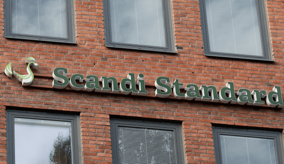 Thumbnail for Sidel unveils 100% rPET bottle base for still beverages