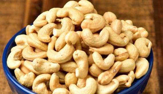 Thumbnail for Côte d’Ivoire cashew processors gain ground as global trade shifts