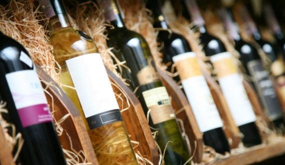 Thumbnail for EU alcoholic beverage exports reach US$34.7B in 2024, led by wine and spirits 