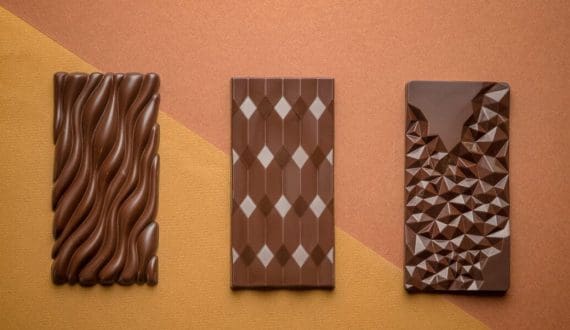 Thumbnail for Mondelēz International 2025 net revenue rises 5.8% to over US$38B 